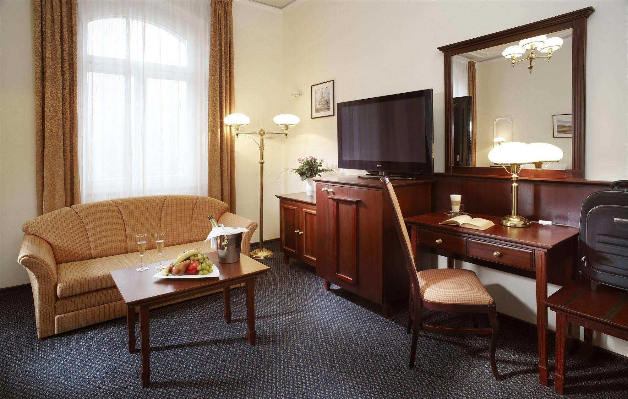 Hotel Excelsior Marianske Lazne Exterior foto